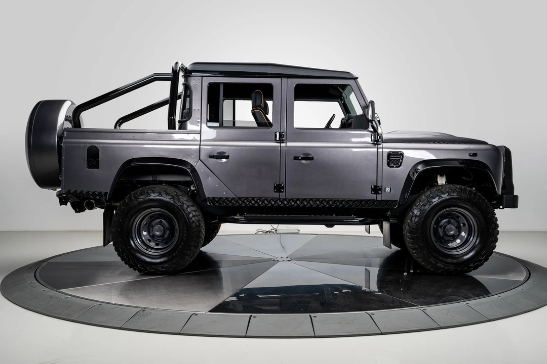 1993 Land Rover Defender 110 - Image 22 of 31