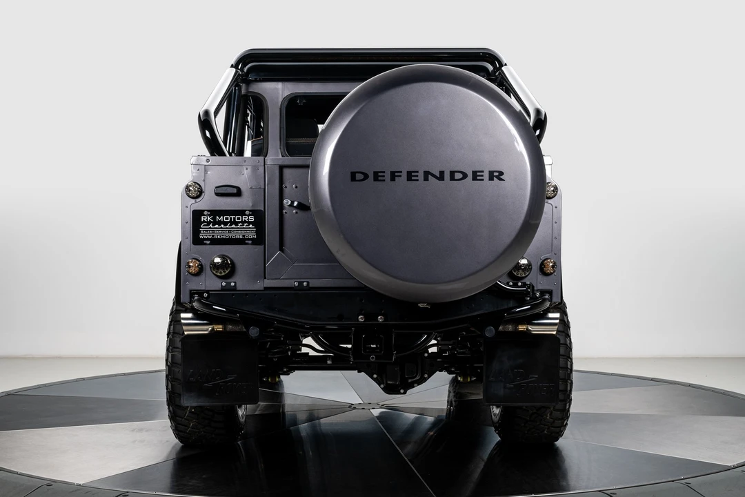 1993 Land Rover Defender 110 - Image 25 of 31
