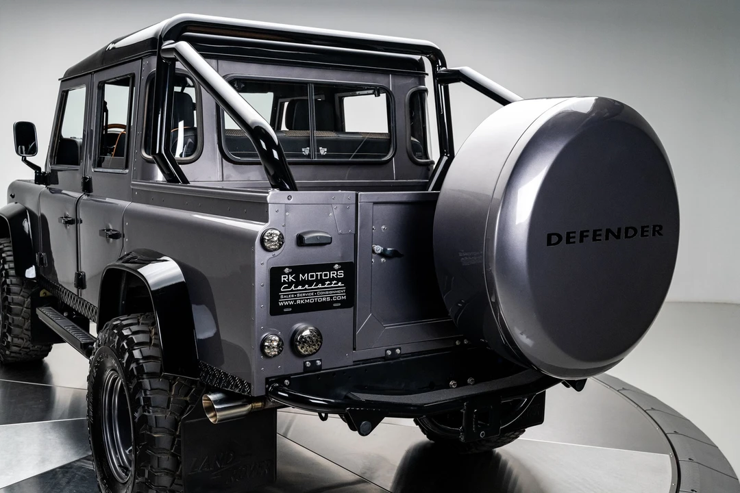 1993 Land Rover Defender 110 - Image 29 of 31