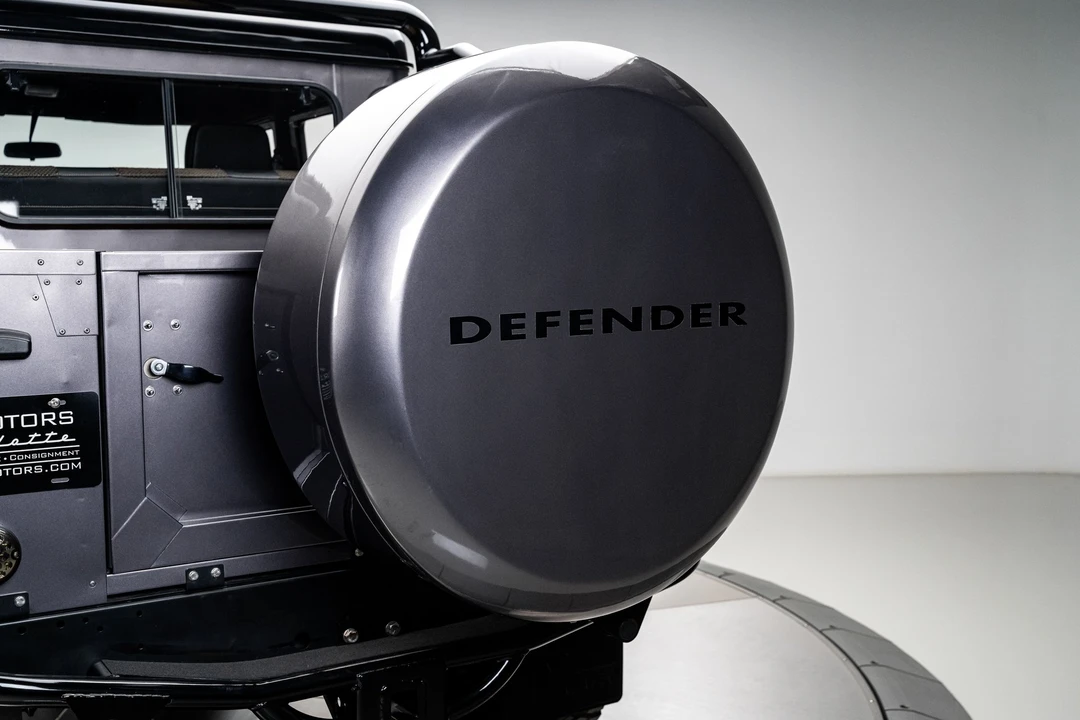 1993 Land Rover Defender 110 - Image 30 of 31
