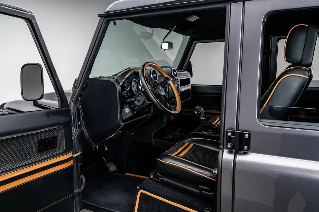1993 Land Rover Defender 110 - Image 3 of 31