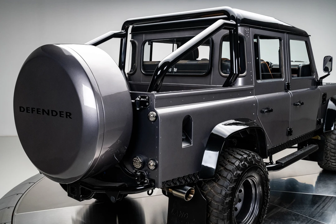1993 Land Rover Defender 110 - Image 28 of 31