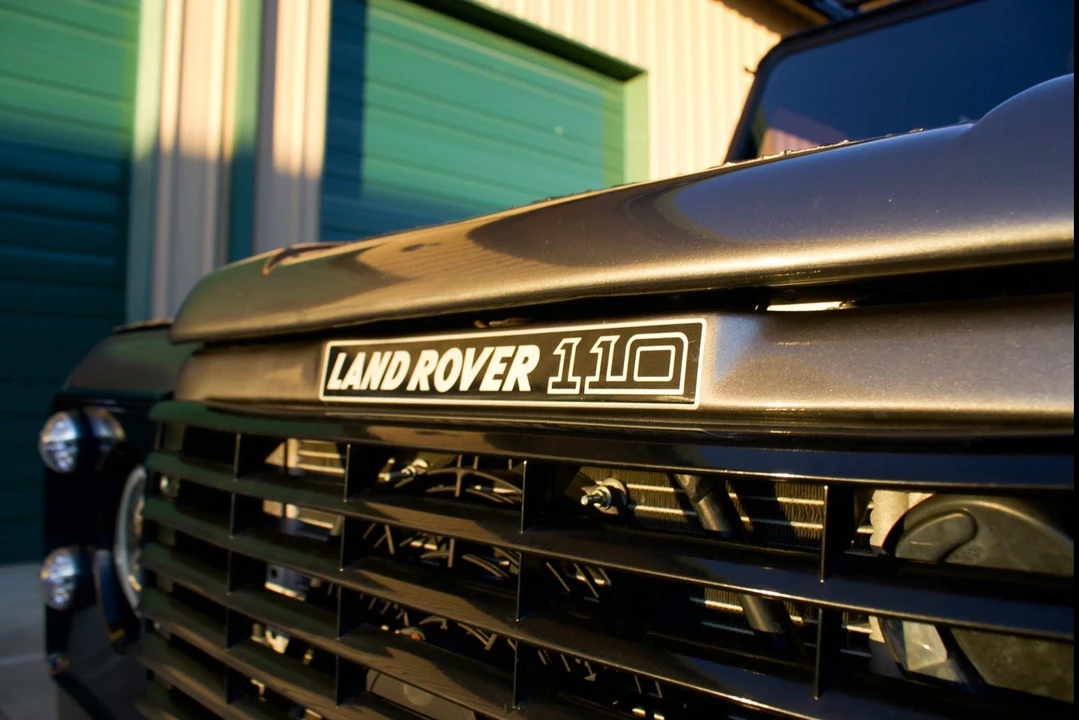 1993 Land Rover Defender 110 - Image 15 of 31