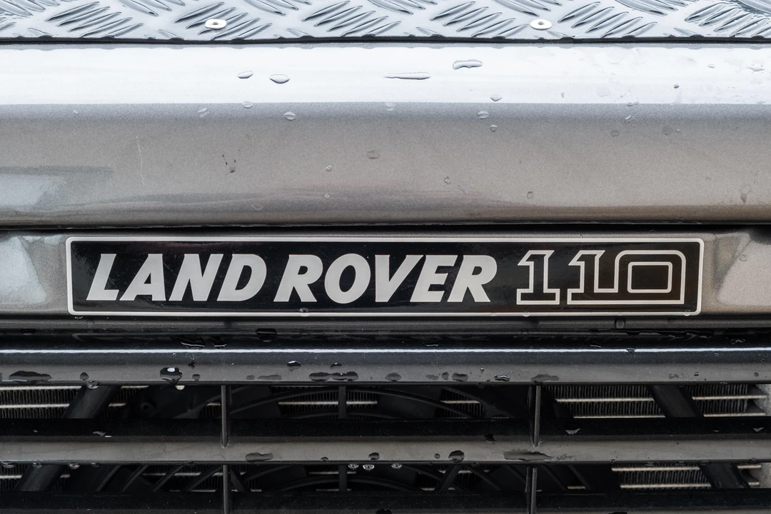1993 Land Rover Defender 110 - Image 13 of 31