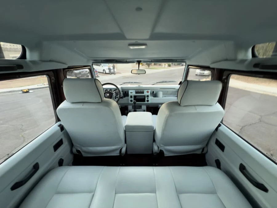 1993 Land Rover Defender 110 - Image 18 of 25
