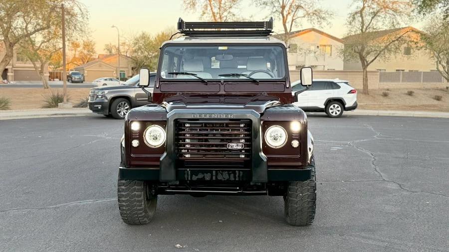 1993 Land Rover Defender 110 - Image 4 of 25