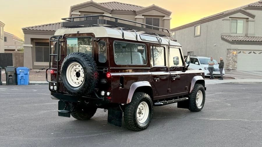 1993 Land Rover Defender 110 - Image 3 of 25