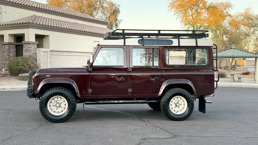1993 Land Rover Defender 110 - Image 2 of 25