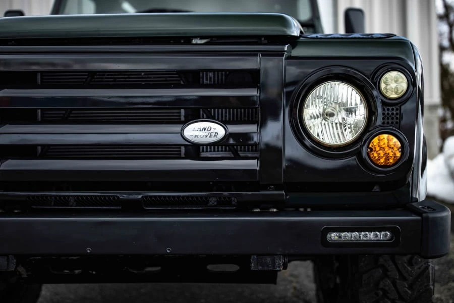 1993 Land Rover Defender 110 - Image 11 of 31