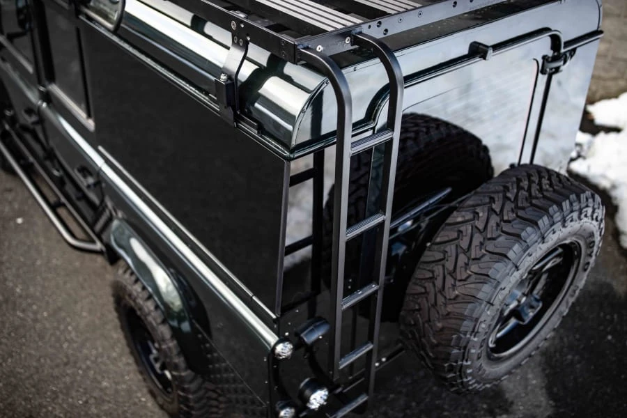 1993 Land Rover Defender 110 - Image 17 of 31