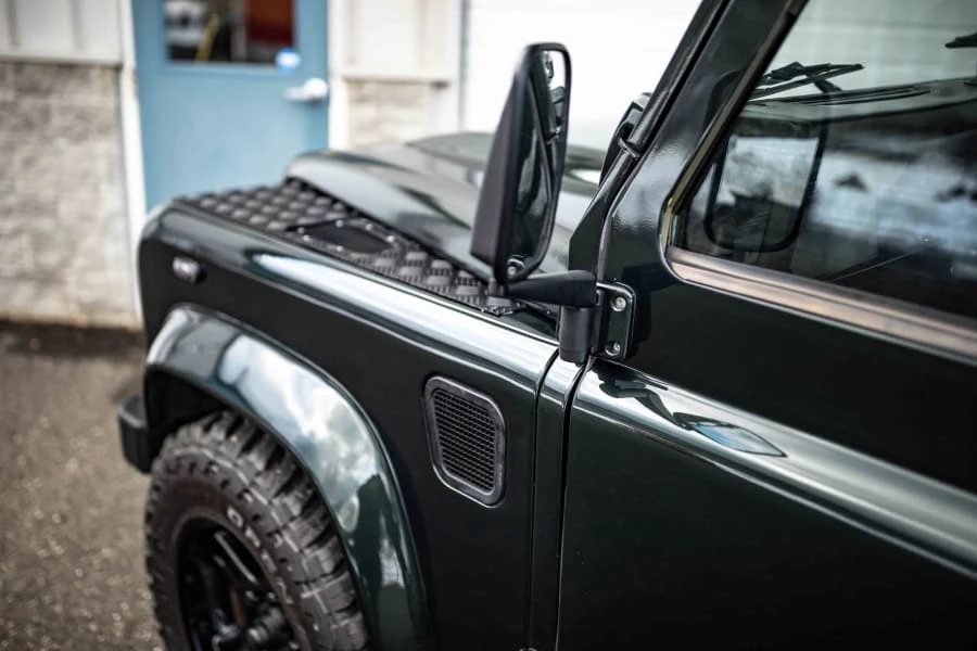 1993 Land Rover Defender 110 - Image 20 of 31