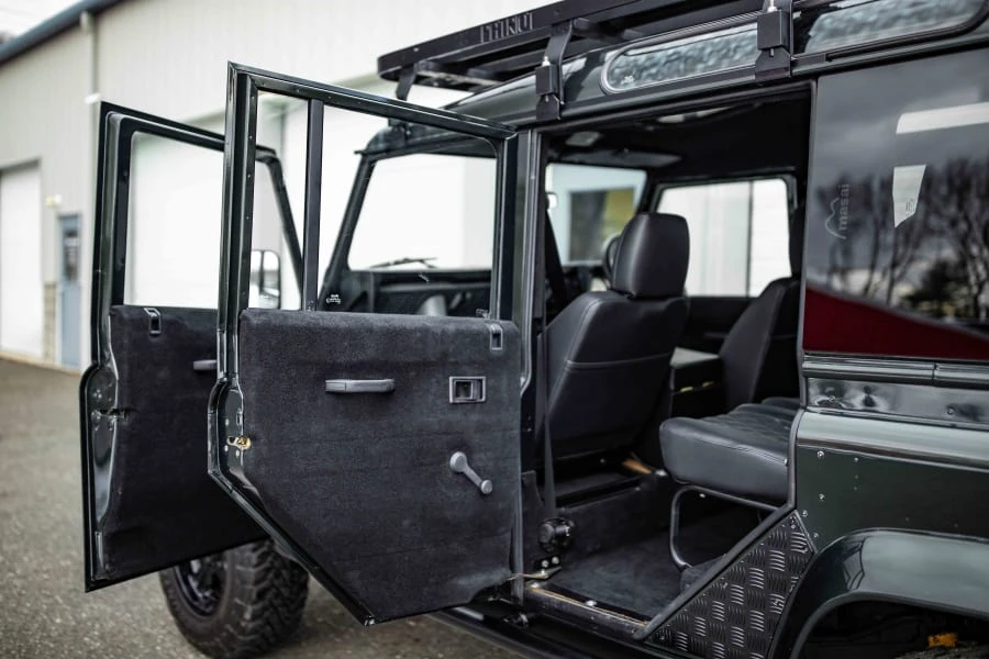 1993 Land Rover Defender 110 - Image 22 of 31