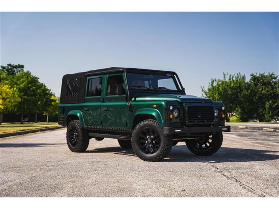 1993 Land Rover Defender 110 - Image 2 of 31