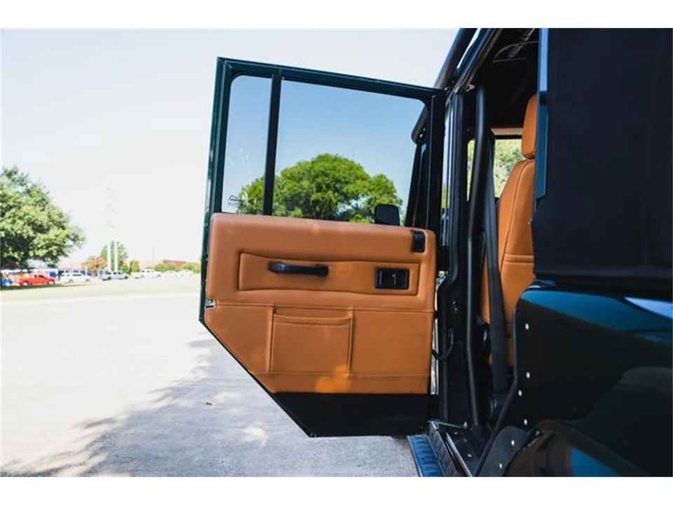 1993 Land Rover Defender 110 - Image 31 of 31
