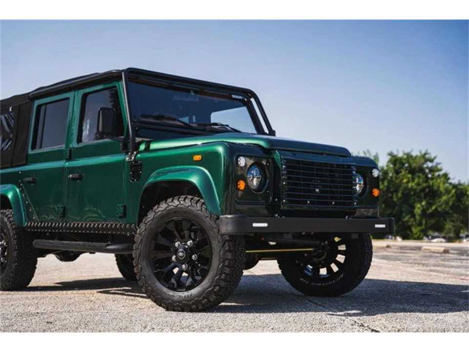 1993 Land Rover Defender 110 - Image 4 of 31