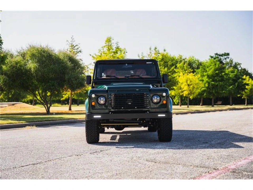 1993 Land Rover Defender 110 - Image 5 of 31
