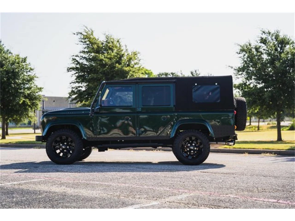 1993 Land Rover Defender 110 - Image 8 of 31