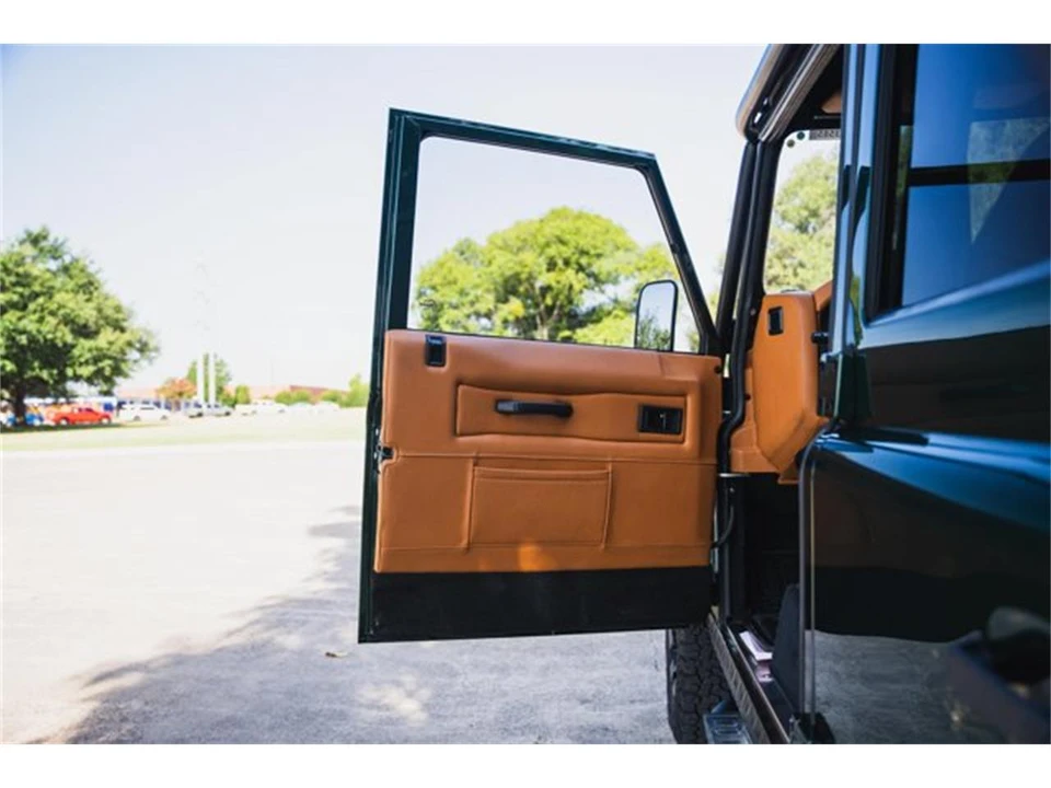 1993 Land Rover Defender 110 - Image 18 of 31