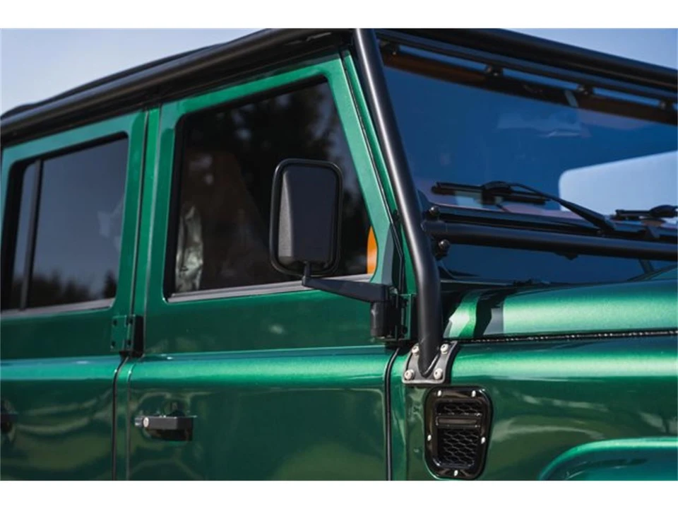 1993 Land Rover Defender 110 - Image 9 of 31