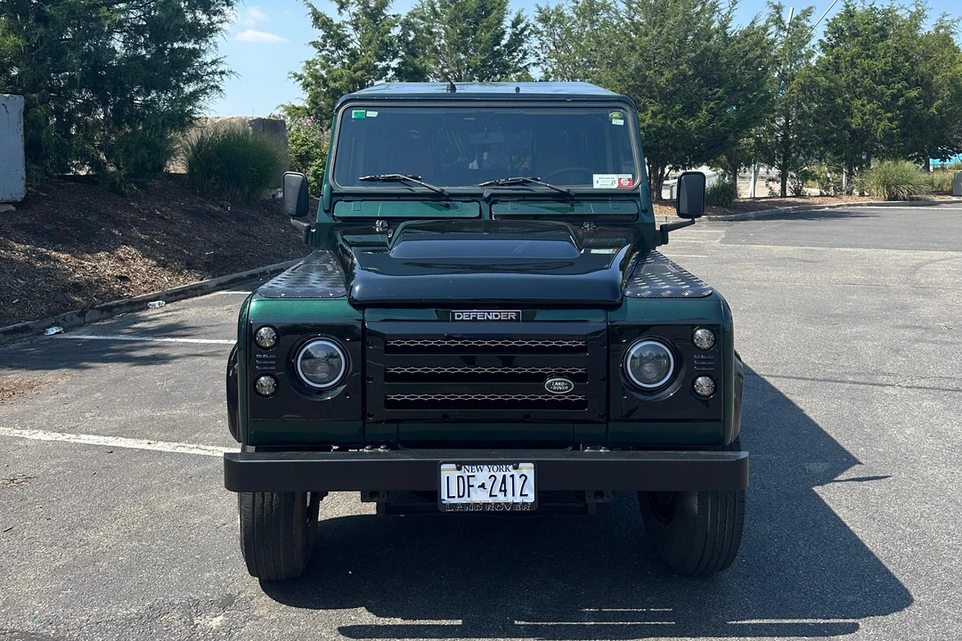 1993 Land Rover Defender 110 - Image 2 of 31