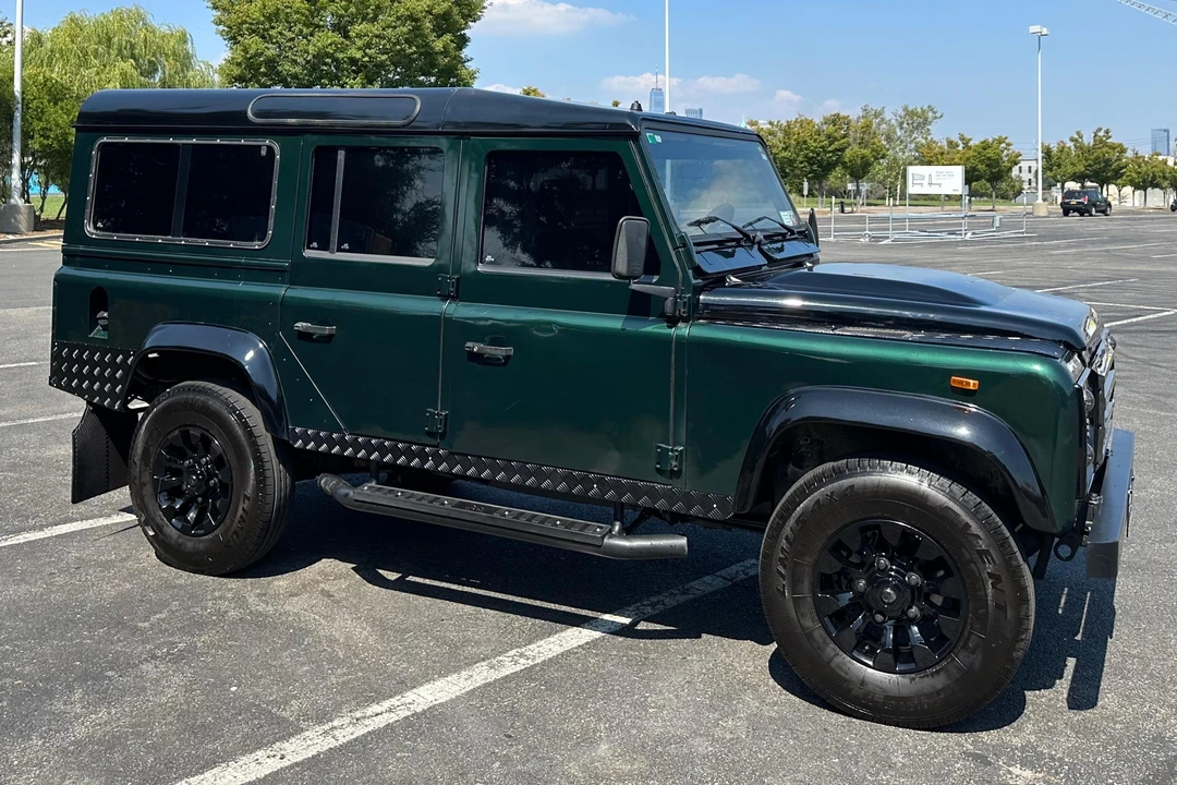 1993 Land Rover Defender 110 - Image 3 of 31