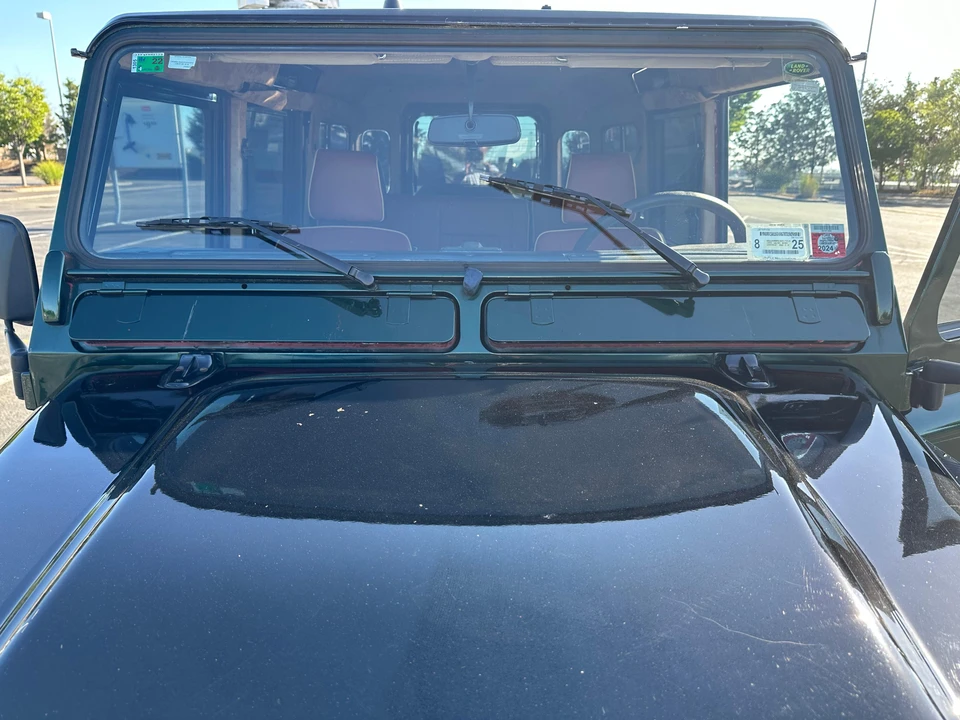 1993 Land Rover Defender 110 - Image 11 of 31
