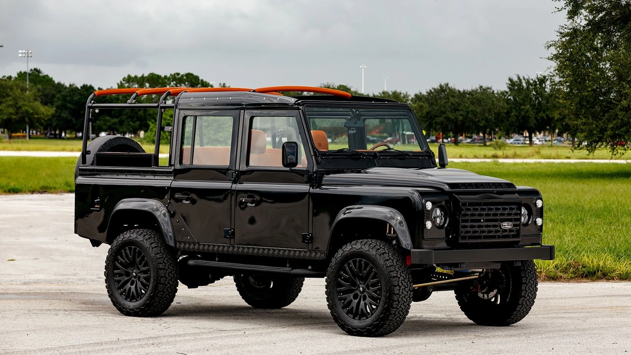 1993 Land Rover Defender 110 - Image 10 of 31