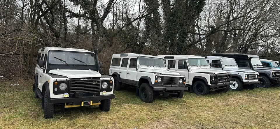 1993 Land Rover Defender 110 - Image 7 of 19