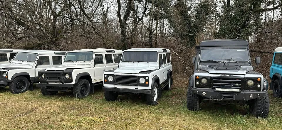 1993 Land Rover Defender 110 - Image 4 of 19