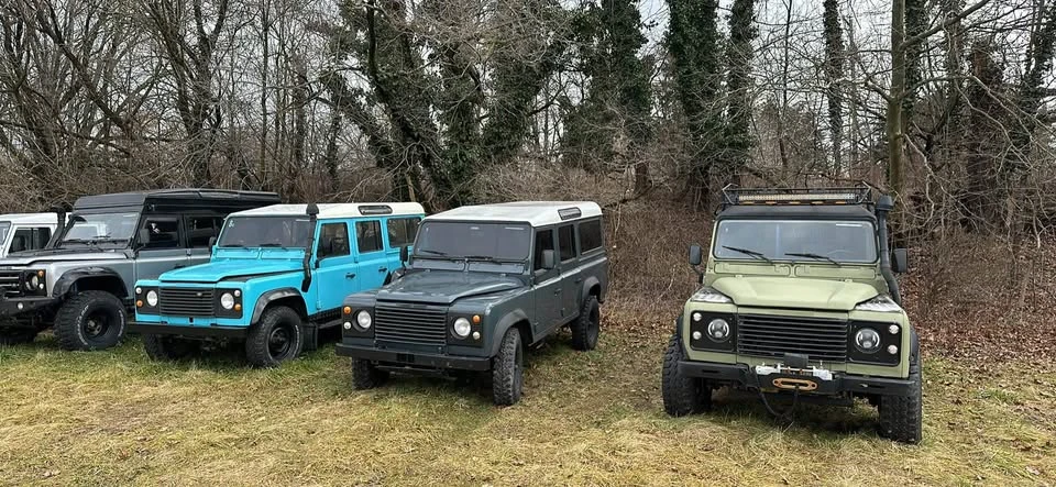 1993 Land Rover Defender 110 - Image 2 of 19