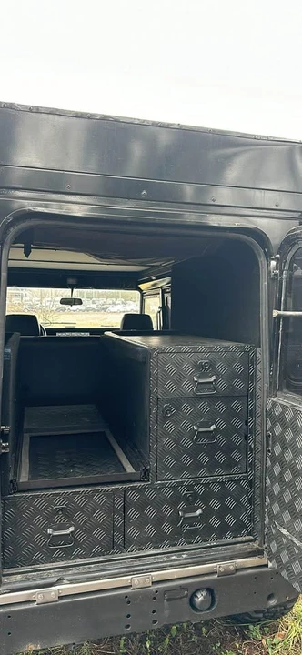 1993 Land Rover Defender 110 - Image 16 of 19
