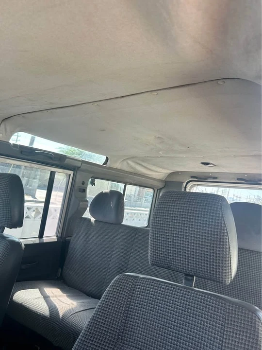 1993 Land Rover Defender 110 - Image 6 of 6