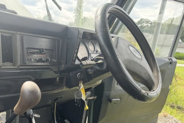 1993 Land Rover Defender 110 - Image 5 of 7