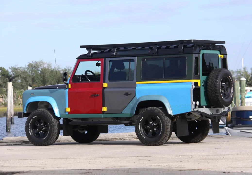 1993 Land Rover Defender 110 - Image 6 of 6