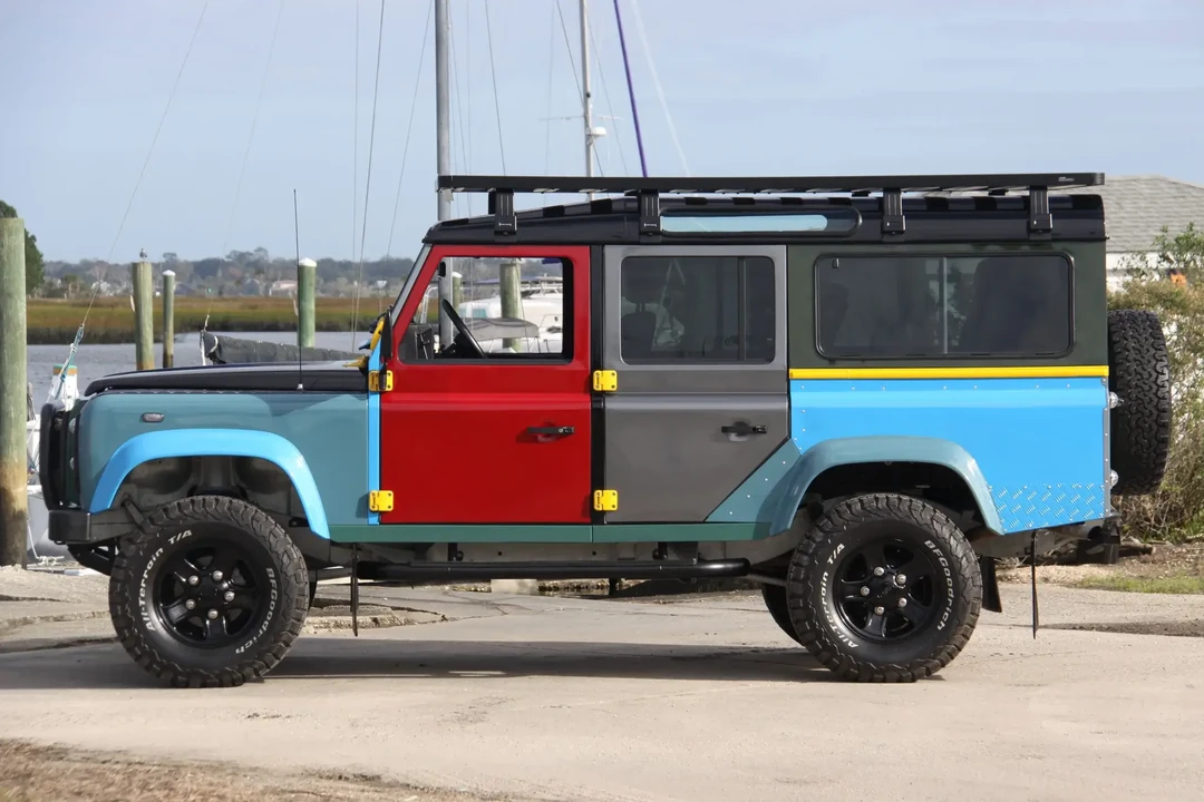 1993 Land Rover Defender 110 - Image 5 of 6