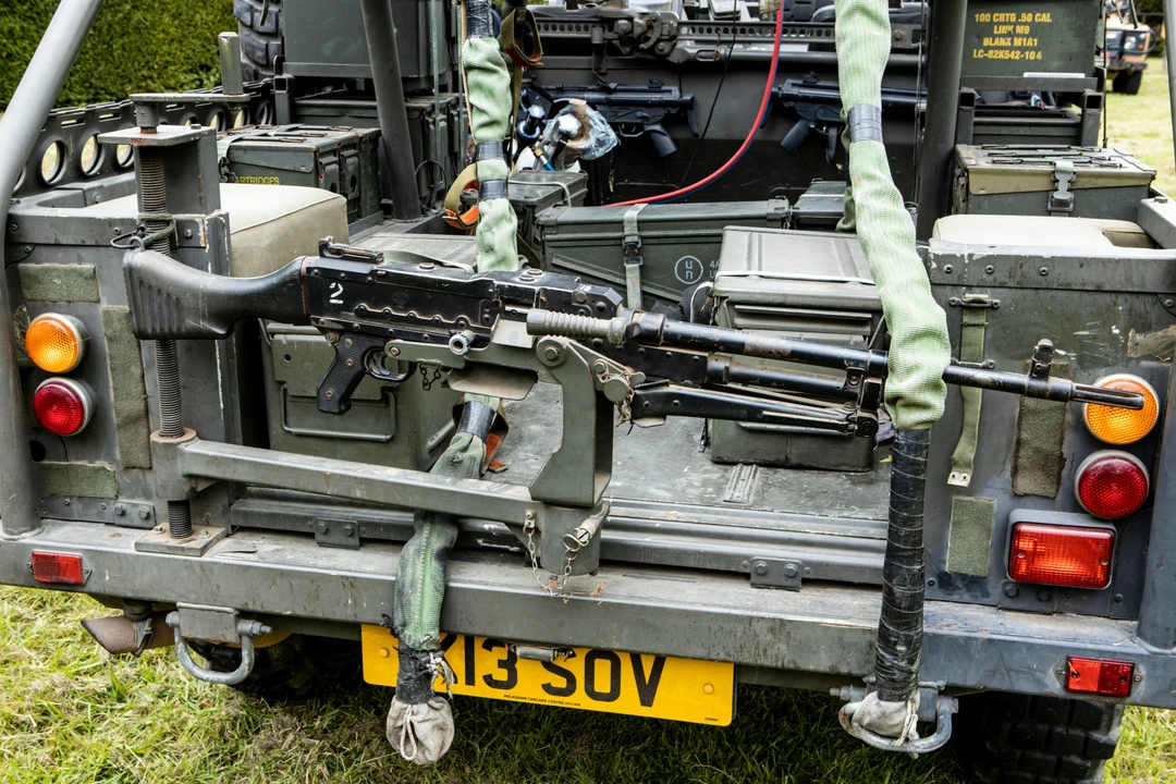 1993 Land Rover Defender 110 - Image 2 of 19