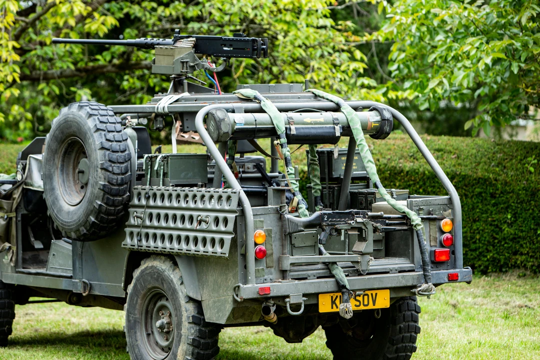 1993 Land Rover Defender 110 - Image 12 of 19