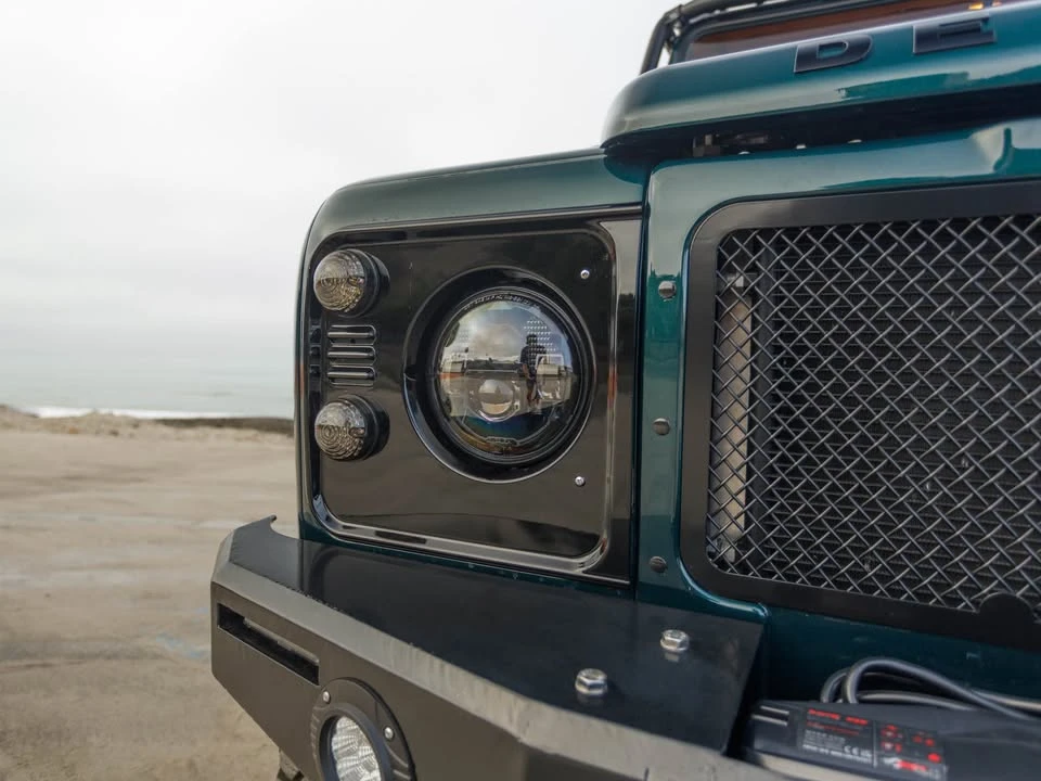 1993 Land Rover Defender 130 - Image 14 of 20