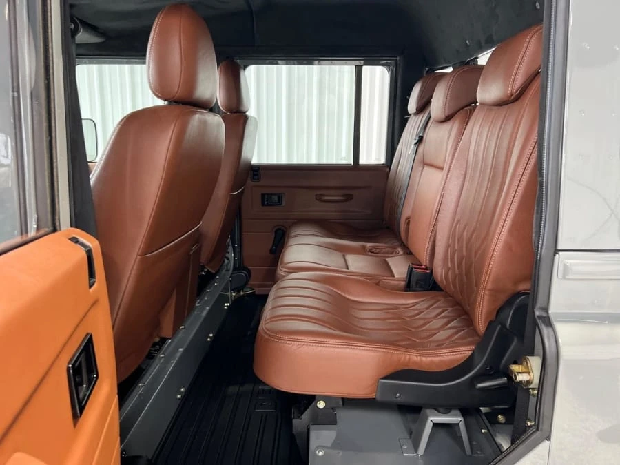 1993 Land Rover Defender 130 - Image 12 of 26