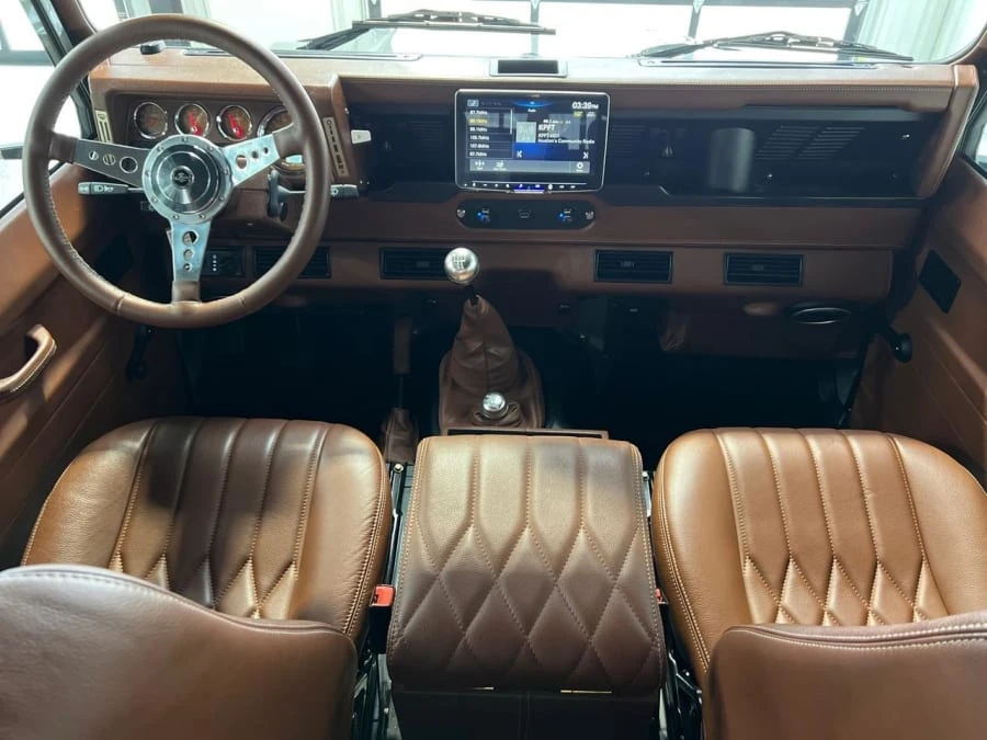 1993 Land Rover Defender 130 - Image 19 of 26