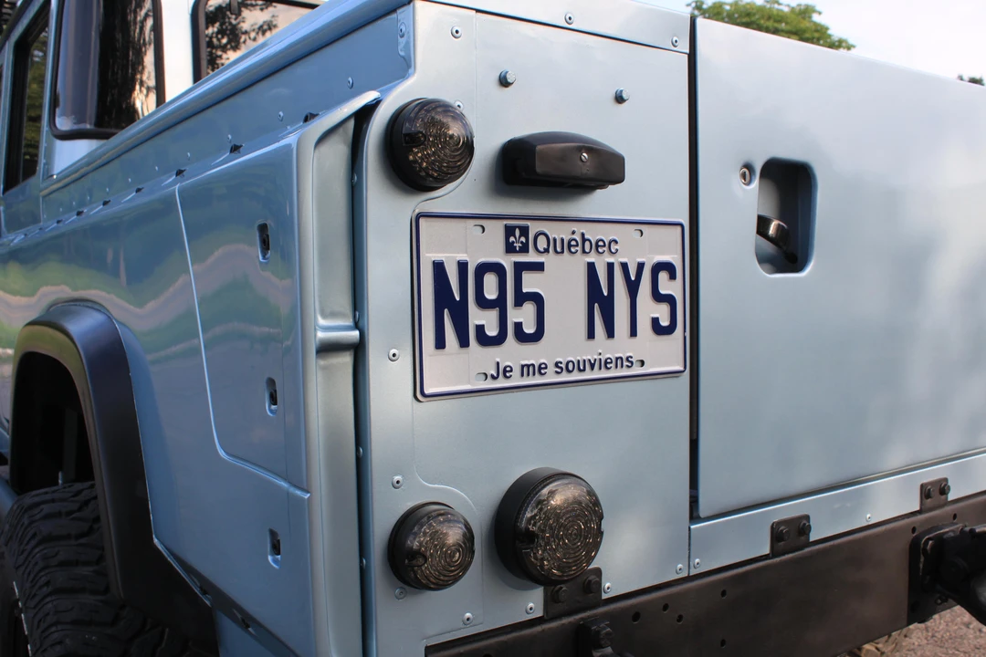 1993 Land Rover Defender 130 - Image 26 of 31