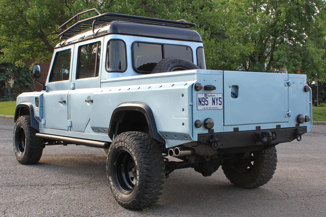 1993 Land Rover Defender 130 - Image 4 of 31