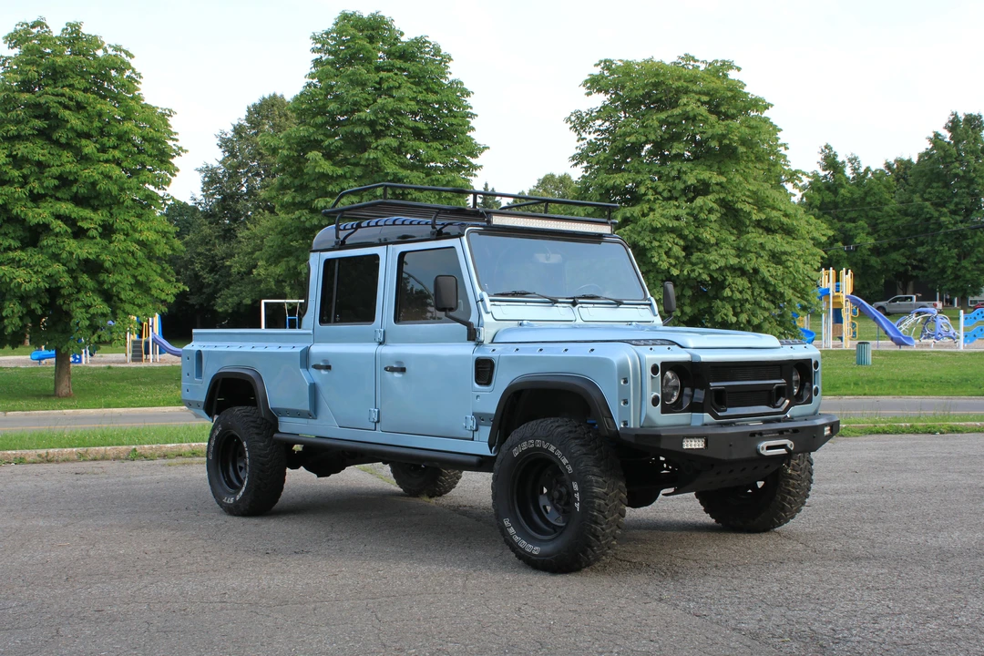 1993 Land Rover Defender 130 - Image 11 of 31