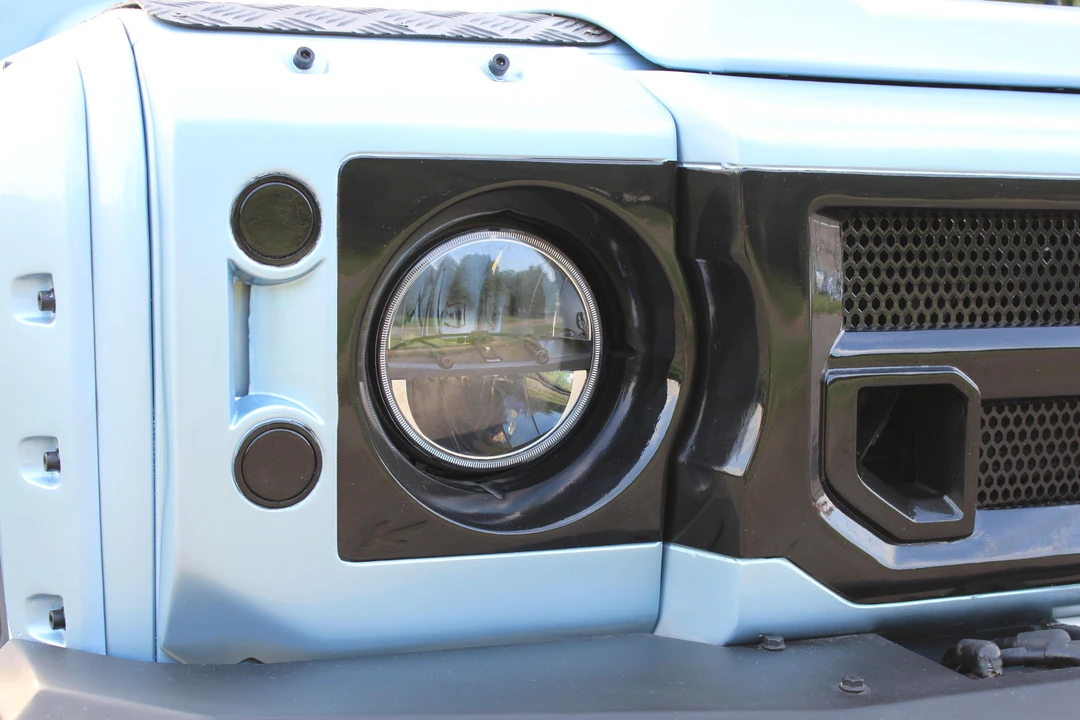 1993 Land Rover Defender 130 - Image 12 of 31