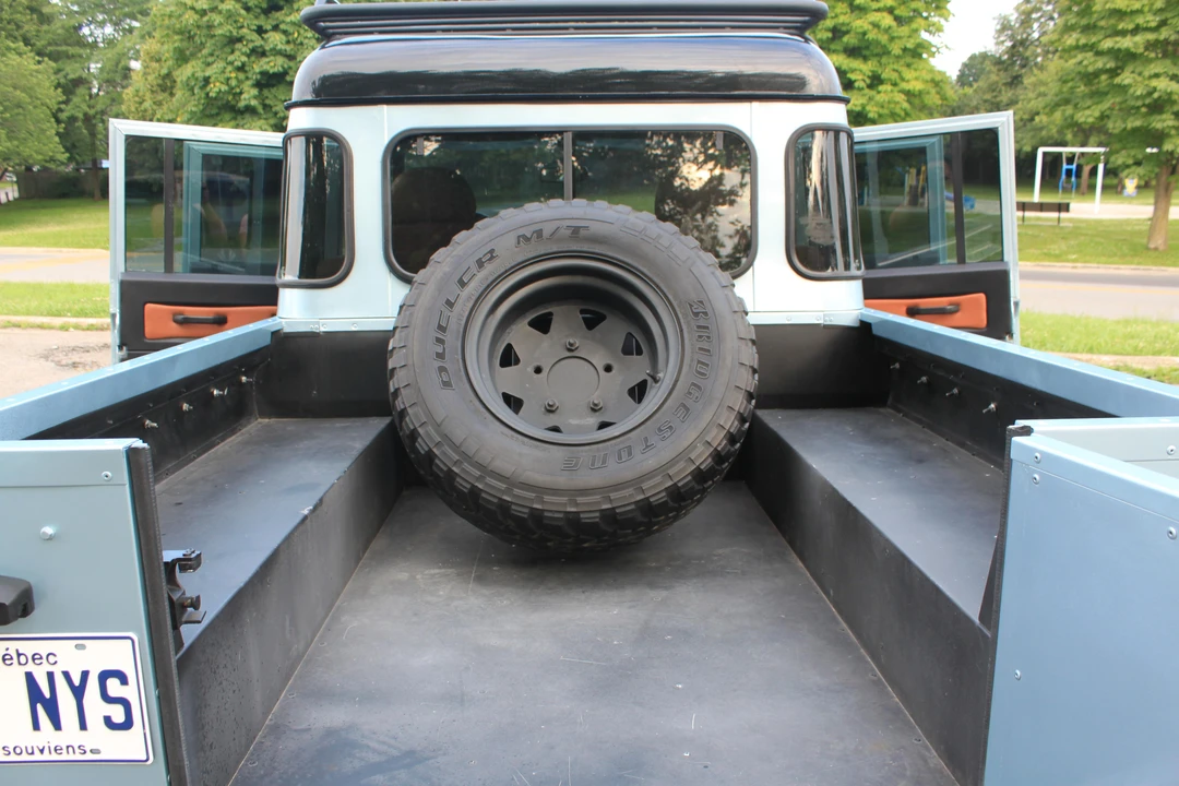 1993 Land Rover Defender 130 - Image 28 of 31
