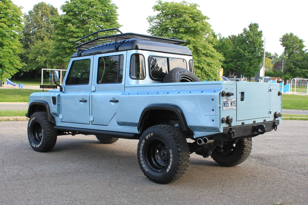 1993 Land Rover Defender 130 - Image 8 of 31
