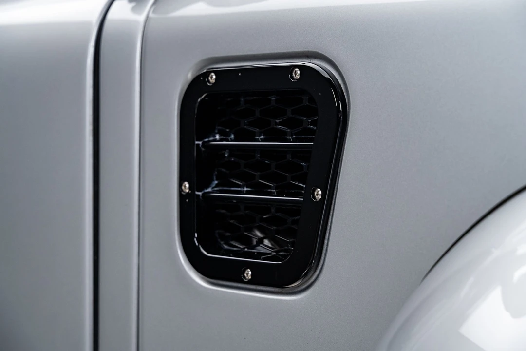1993 Land Rover Defender 130 - Image 21 of 31