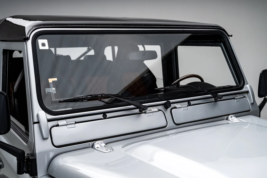 1993 Land Rover Defender 130 - Image 12 of 31