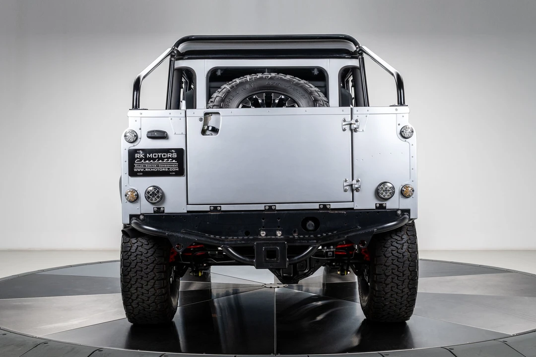 1993 Land Rover Defender 130 - Image 26 of 31
