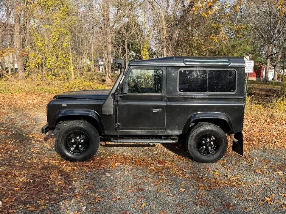 1993 Land Rover Defender 90 - Image 2 of 19